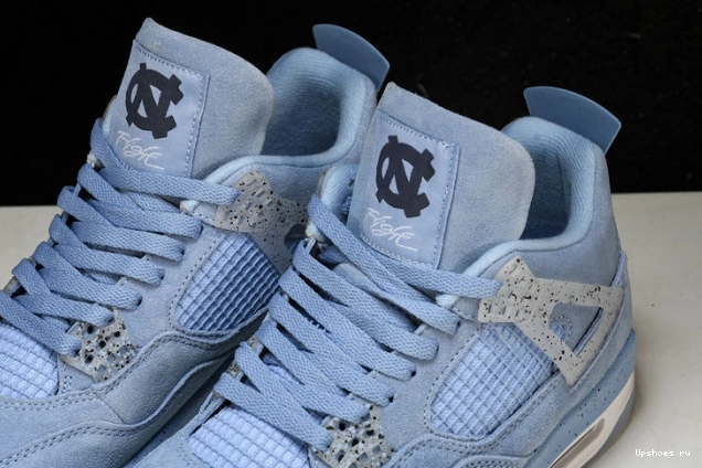 4 Jordan UNC Retro (PE) 0713